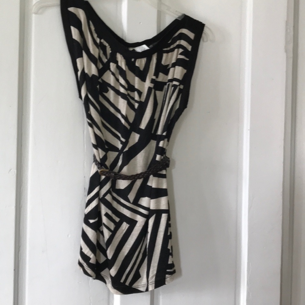 ✨Sleeveless Top w/Braided Belt
